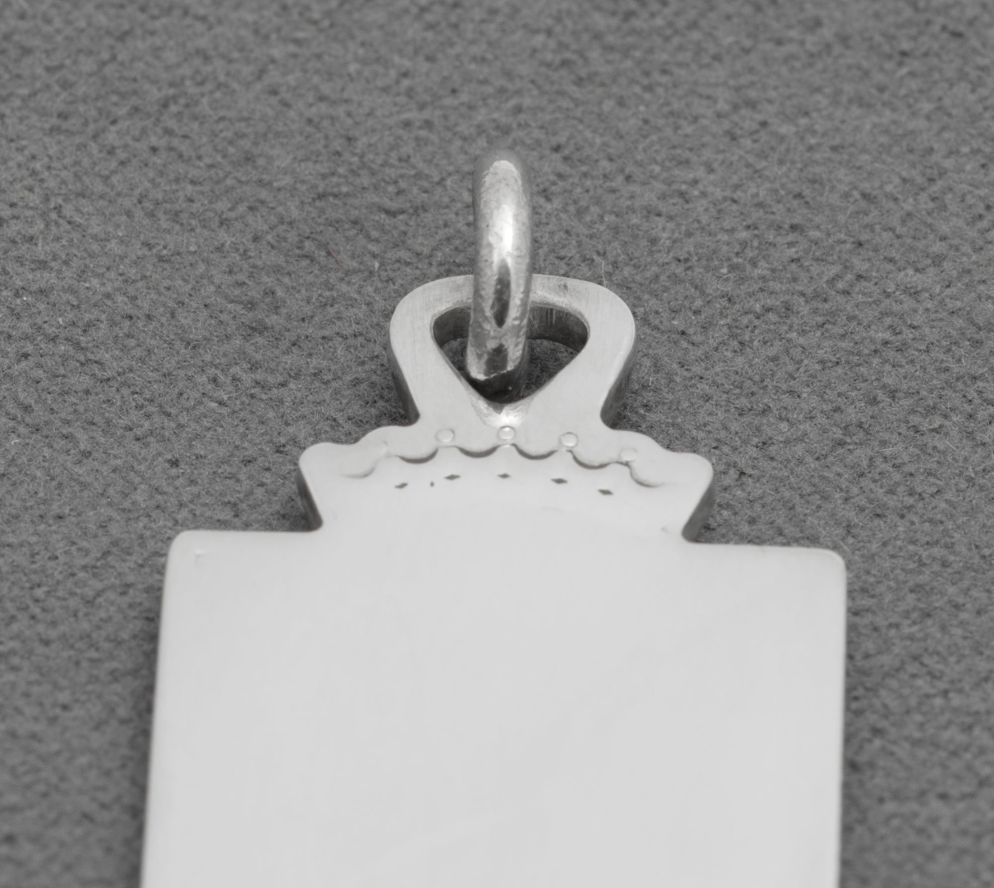 Vintage Sterling Silver Pendant In The Shape Of A Key Feature Hallmarks 1979 (B2598)