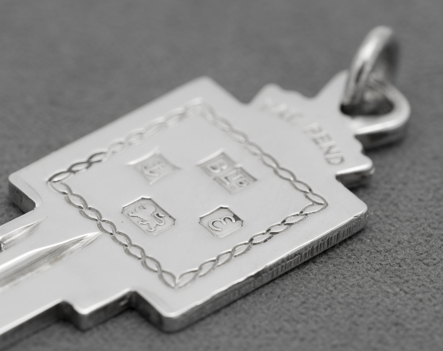 Vintage Sterling Silver Pendant In The Shape Of A Key Feature Hallmarks 1979 (B2598)