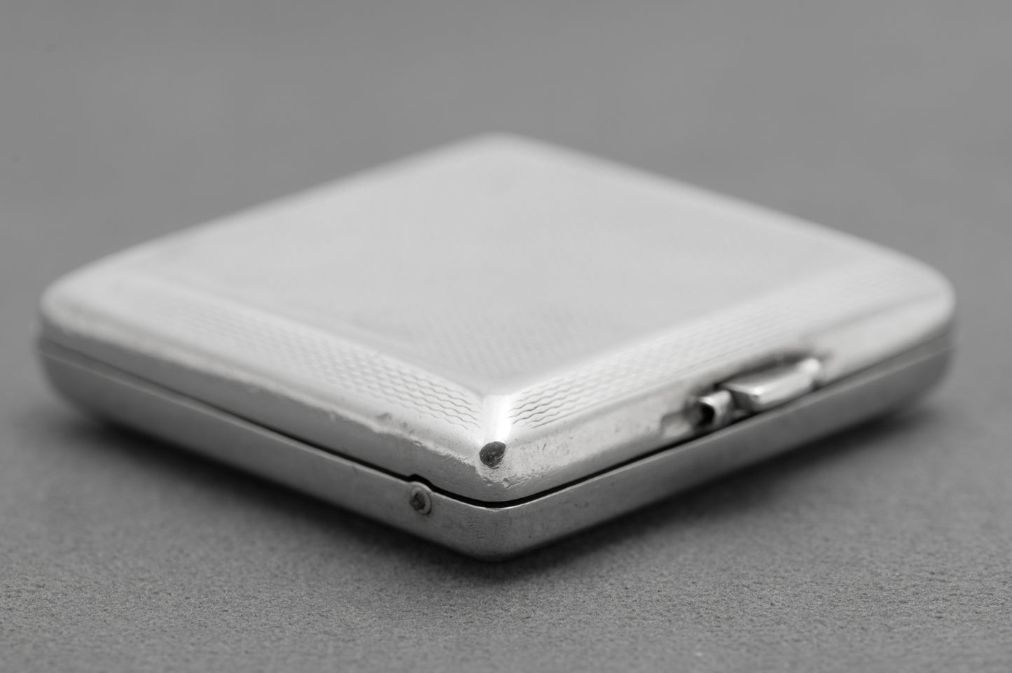 Art Deco Hallmarked 1936 Sterling Silver Case Travelling Folding Clock by Turner & Simpson (B2600)