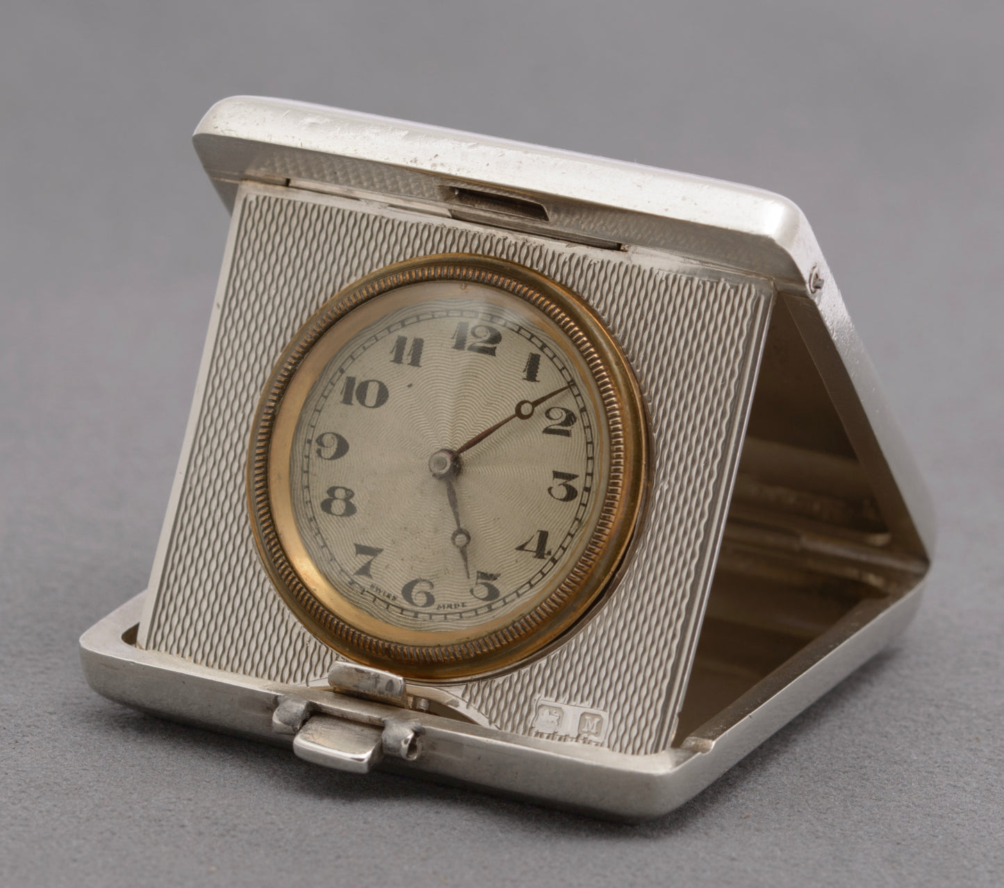 Art Deco Hallmarked 1936 Sterling Silver Case Travelling Folding Clock by Turner & Simpson (B2600)