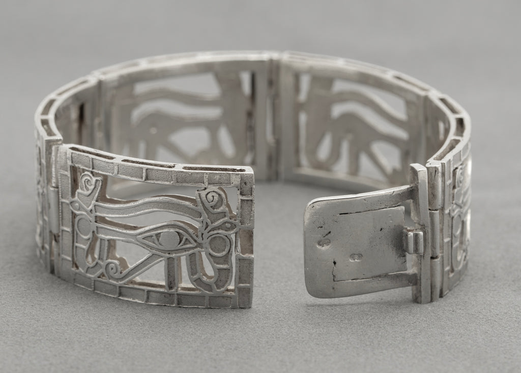 Vintage Egyptian .900 Silver Eye Of Horus Panel Bracelet Cairo Marks (B2605)