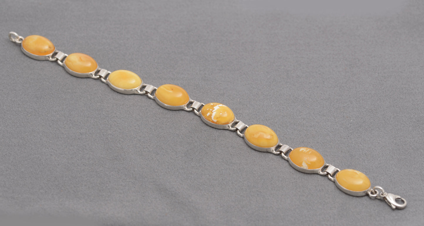 Vintage Polish Sterling Silver & Natural Egg Yolk Amber Cabochon Bracelet (B2609)