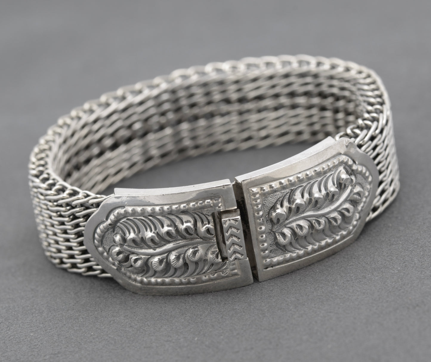Vintage Sterling Silver High Quality & Heavy Woven Link Bracelet (B2615)