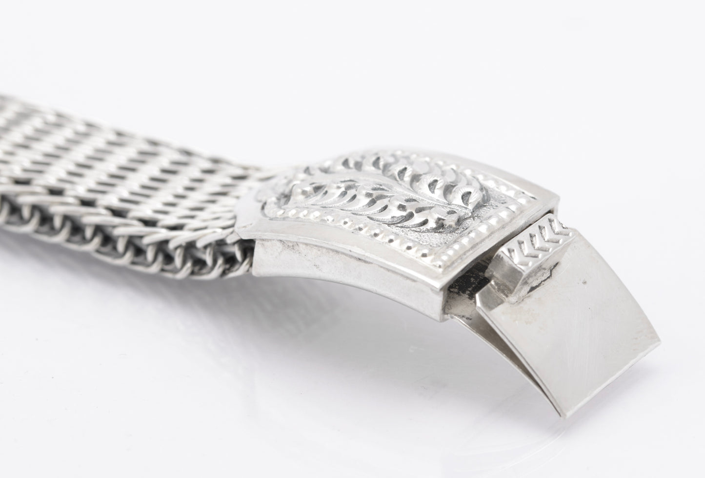 Vintage Sterling Silver High Quality & Heavy Woven Link Bracelet (B2615)