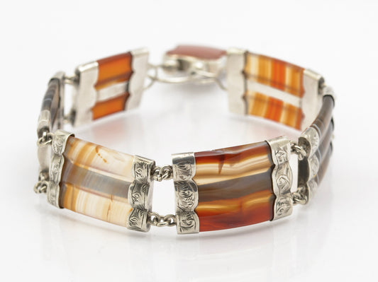Antique Scottish Sterling Silver & Agate Bracelet With Decorative Clasp c.1870 (B2621)