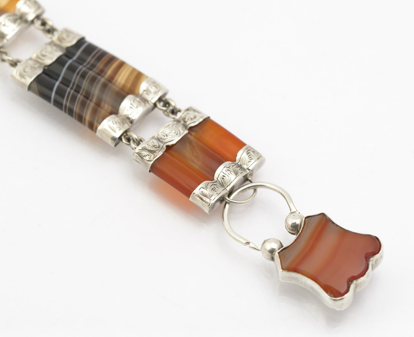 Antique Scottish Sterling Silver & Agate Bracelet With Decorative Clasp c.1870 (B2621)
