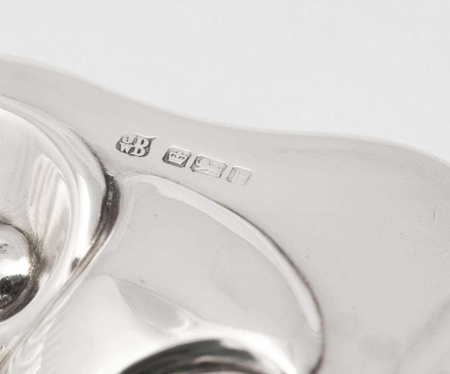 Antique Sterling Silver Shell Shaped Dish Edwardian Hallmarked 1902 J Deakin (B2623)