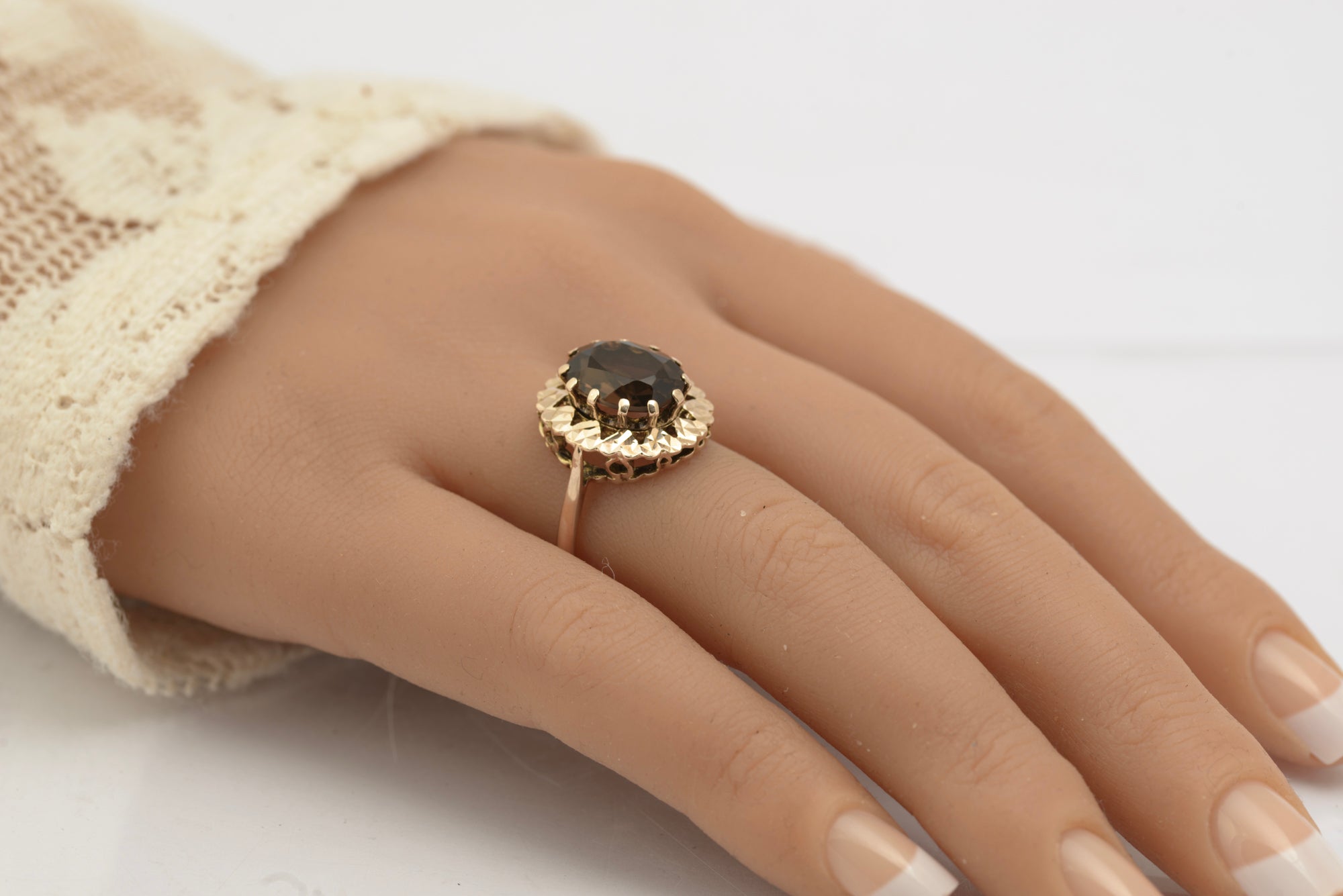 Vintage 9ct Gold & Natural 2.75 Carat Smoky Quartz Ring Hallmarked 1966 UK Size O (B2627)