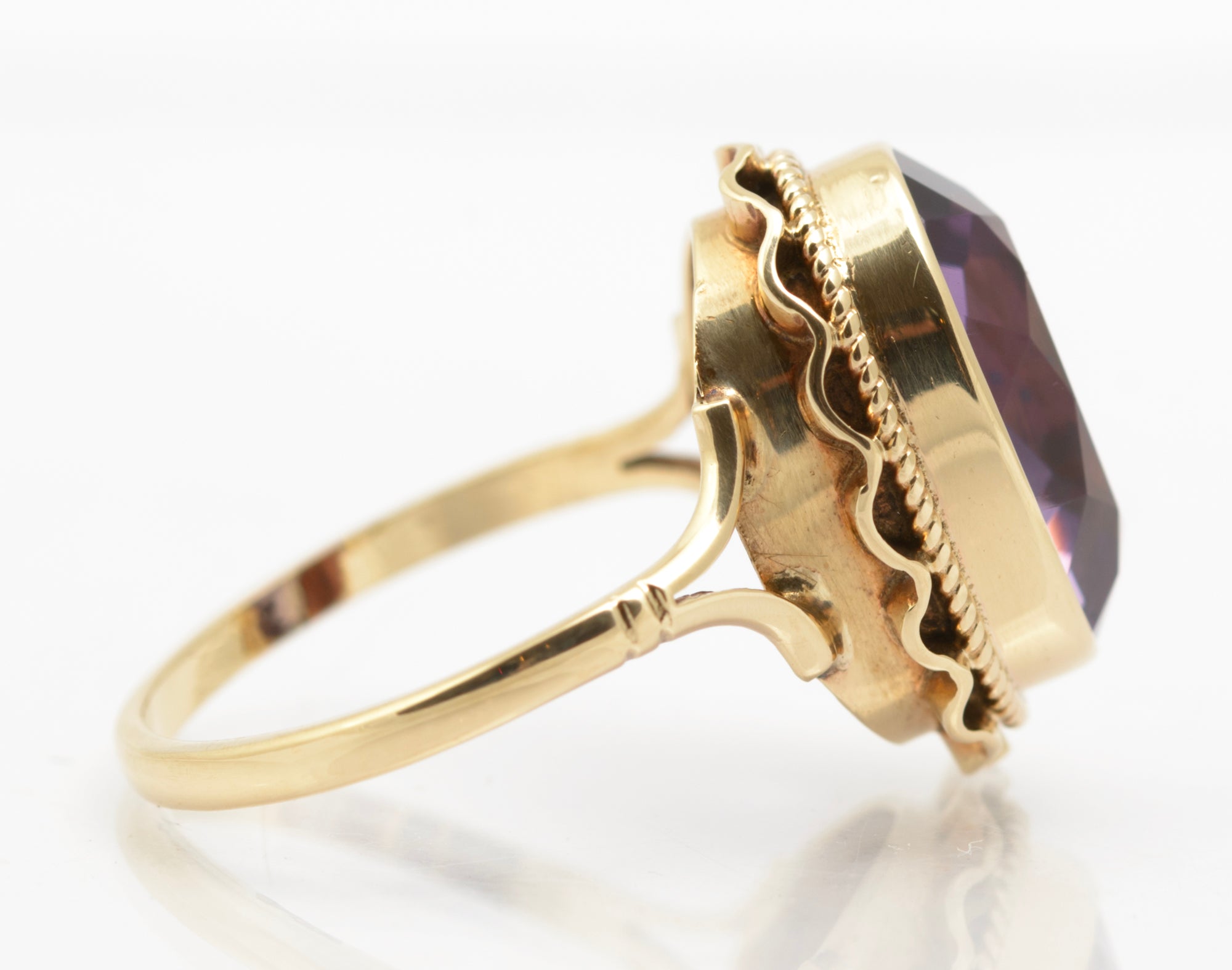 Vintage 9ct Gold & Natural 4 Carat Amethyst Gemstone Dress Ring UK Size N1/2 (B2628)
