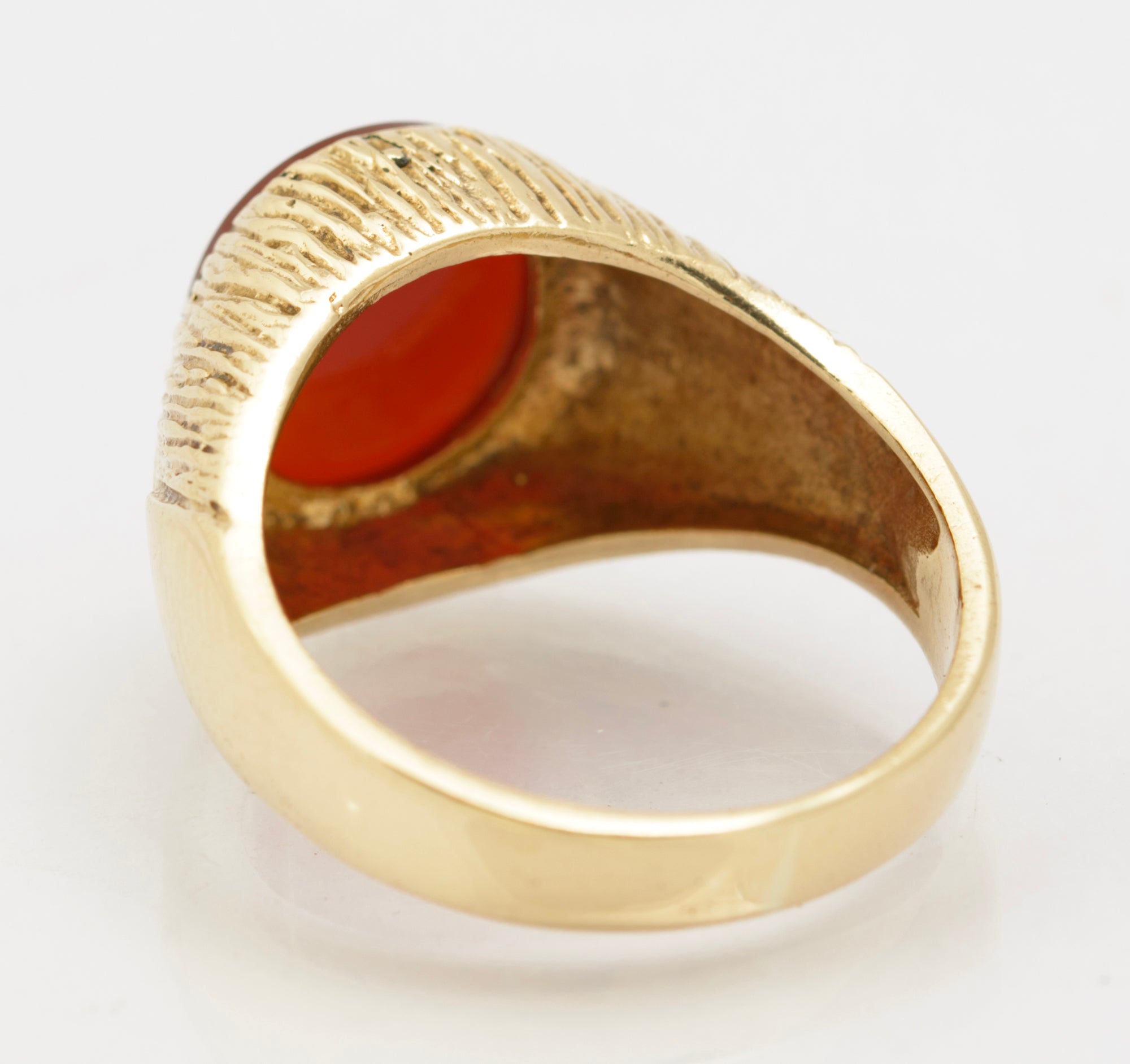 Vintage 9ct Gold Signet Ring With Carnelian Cabochon & Textured Detail UK Size Q (B2630)