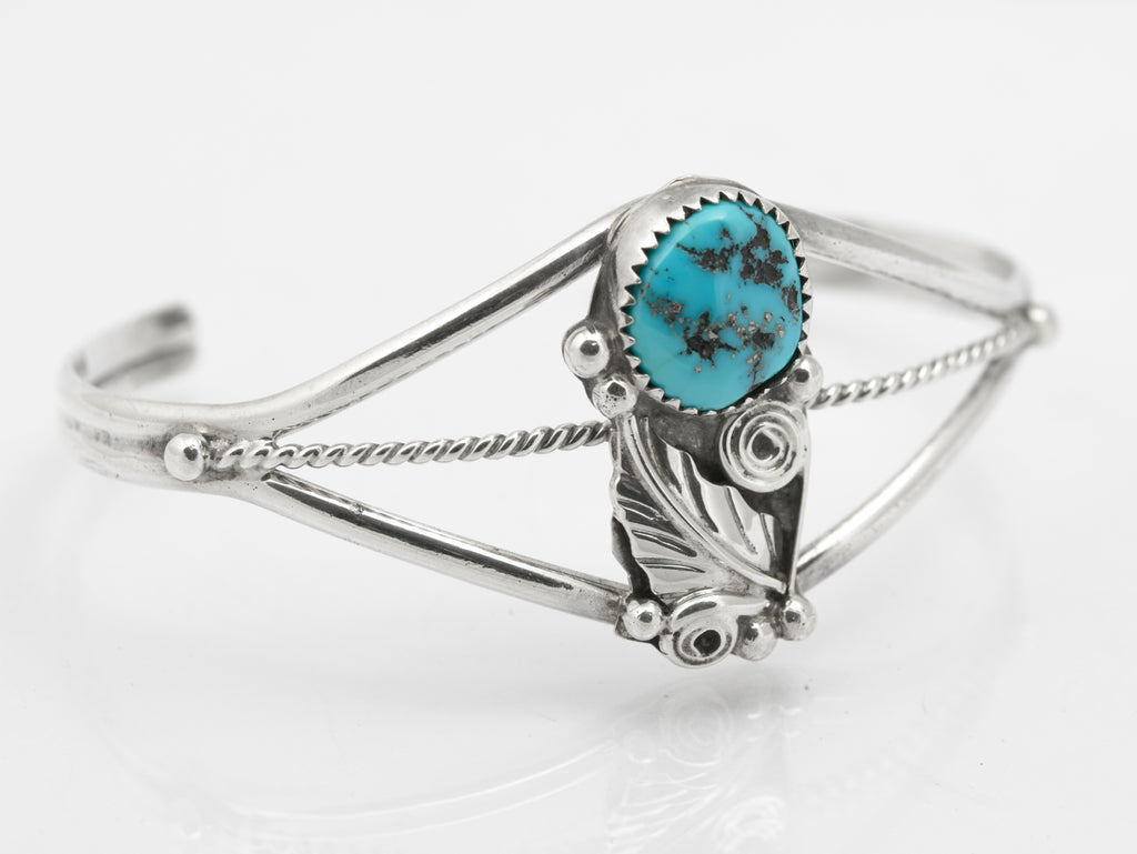 Vintage Sterling Silver Native American Design Bangle With Turquoise Cabochon (B2636)