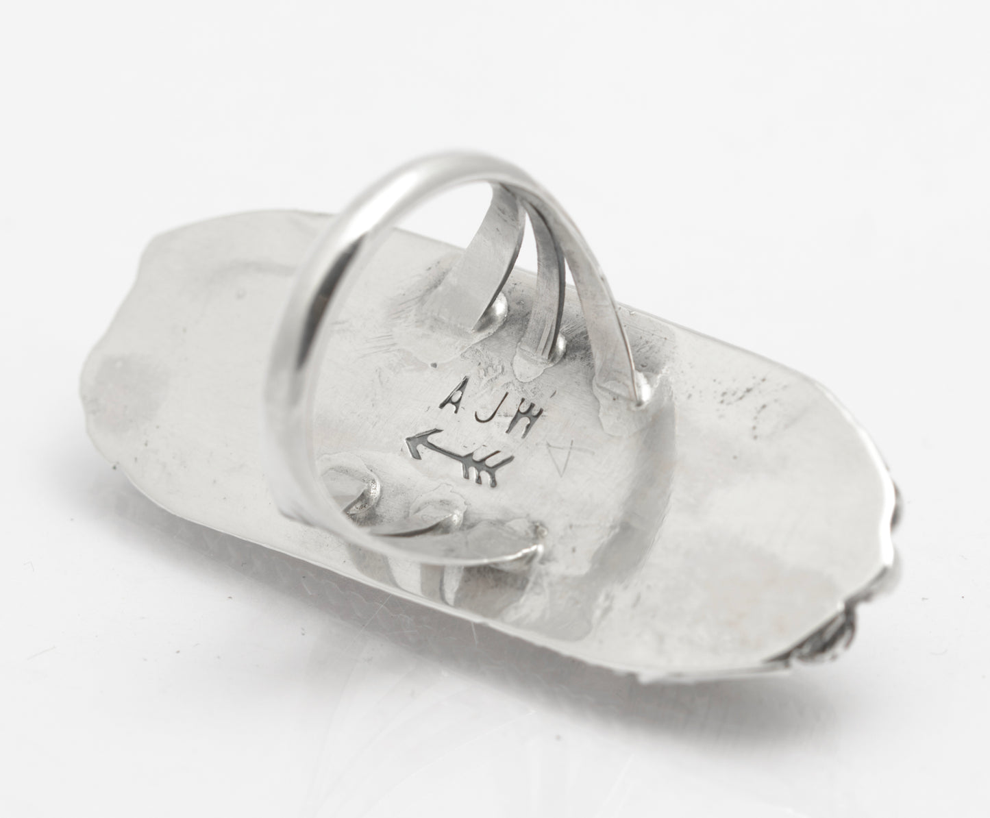 Vintage Arthur J Williams Navajo Artist Sterling Silver Statement Ring (B2649)