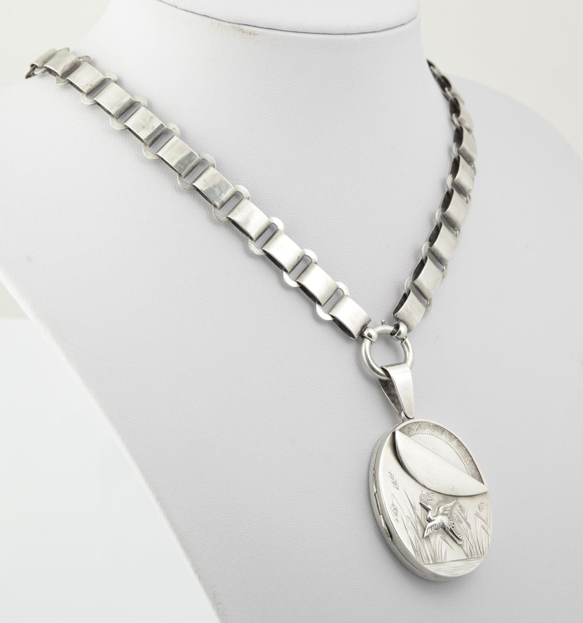 Antique Victorian Sterling Silver Book Chain & Locket Aesthetic Period c.1880 (B2659)
