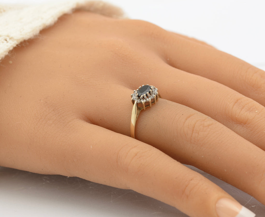 Vintage 9ct Gold Natural Midnight Blue Sapphire Ring - CZ Halo - East-West Set - Birmingham 1986 - UK Size N - B2663