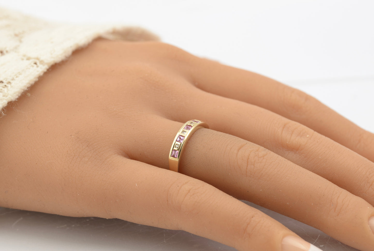 Vintage 9ct Yellow Gold Half Eternity Ring With Natural Pink Topaz & Diamonds (B2664)