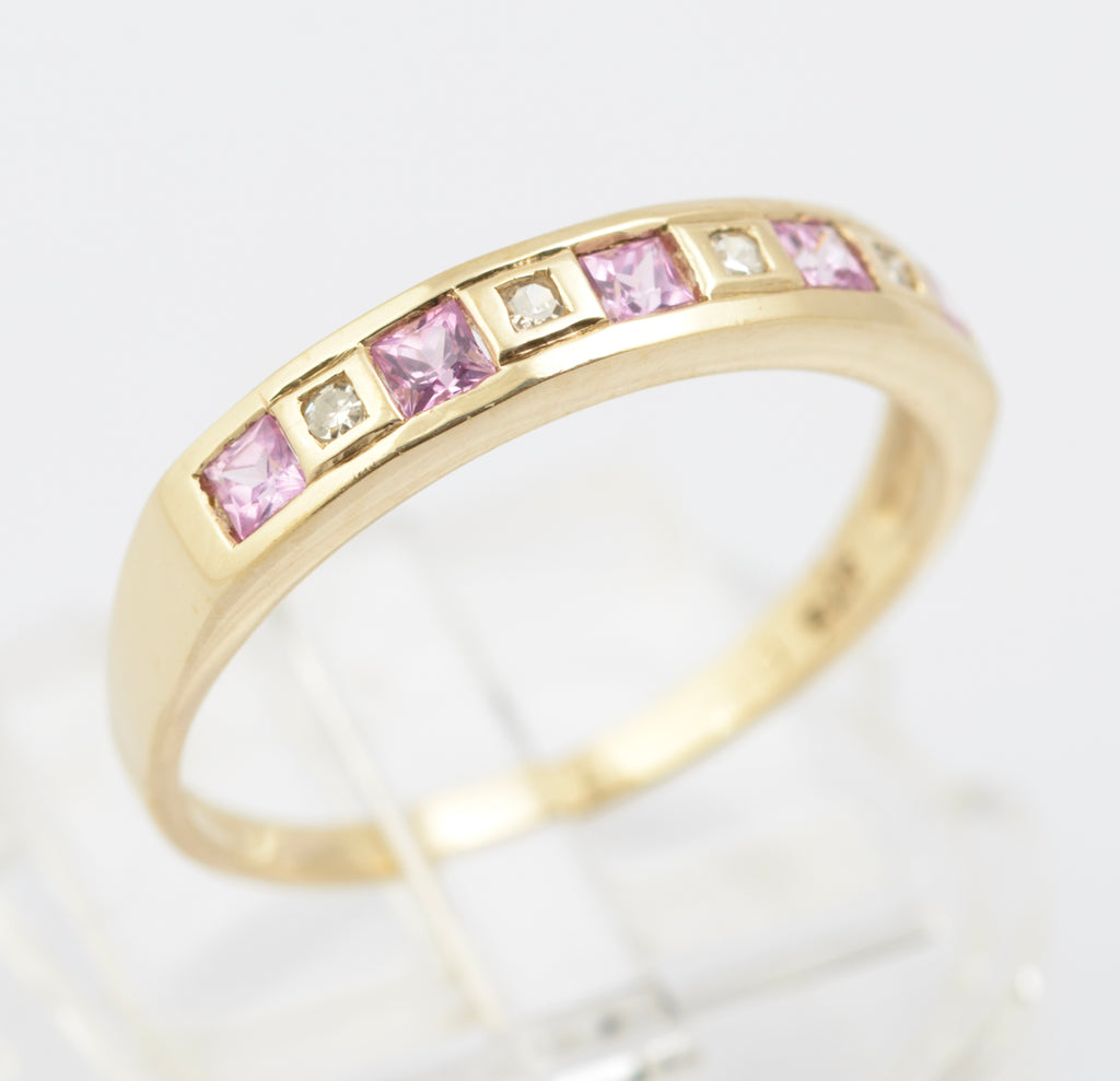Vintage 9ct Yellow Gold Half Eternity Ring With Natural Pink Topaz & Diamonds (B2664)