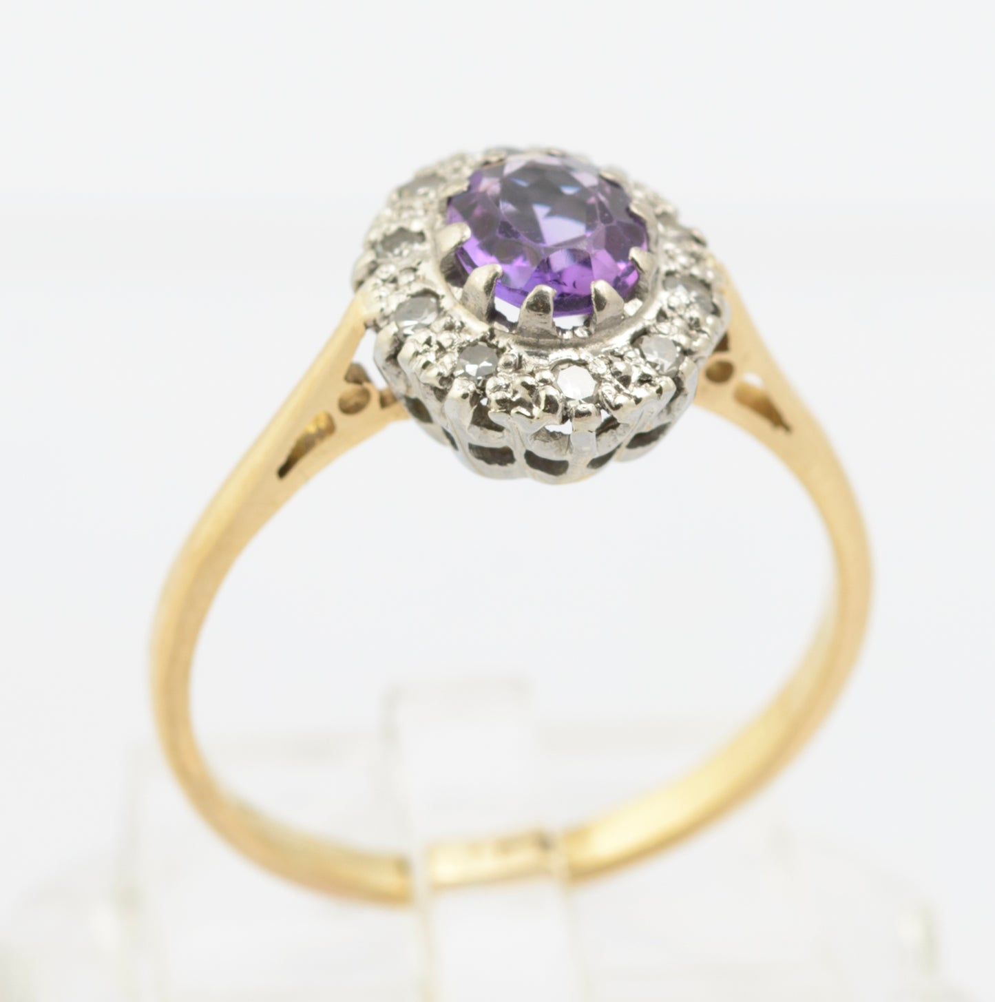 Vintage 9ct Gold & Natural Amethyst Ring With Diamond Halo UK Size N (B2665)
