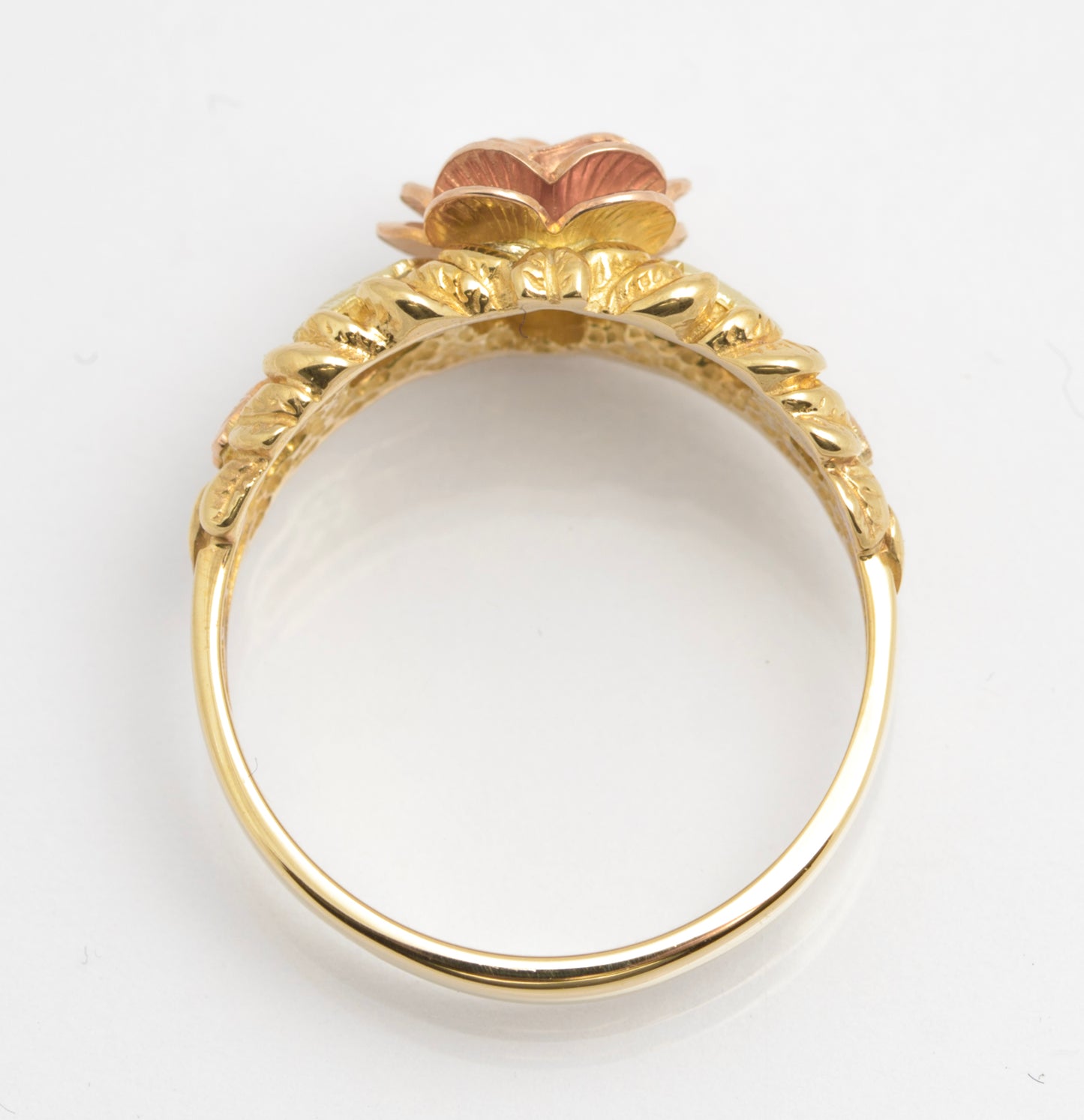 Black Hills 10K Tri Coloured Gold Ring Flower & Leaves Original Box/Certificate (C2675)