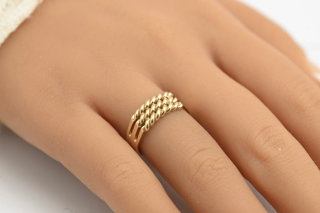 Vintage Solid 9ct Gold Rope Twist Ring Keeper / Signet Design Hallmarked 1994 UK Size N (C2676)