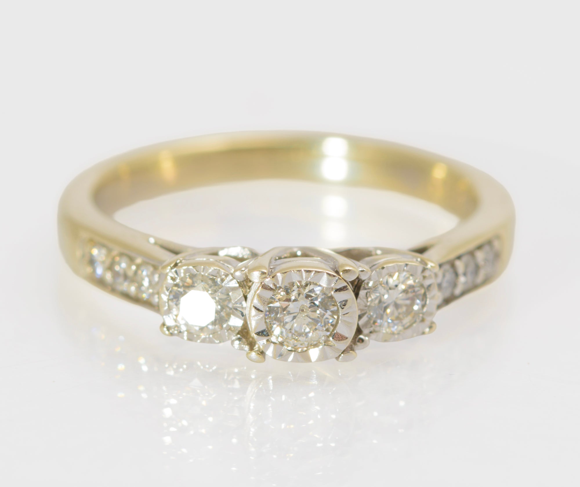 Vintage 9ct Gold & 0.33TCW Natural Diamond Engagement Ring Hallmarked Size K (C2679)