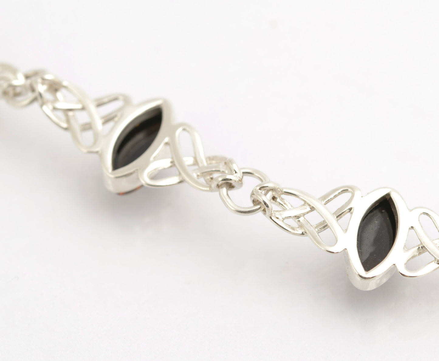 Vintage Sterling Silver & Olive Baltic Amber Cabochon Bracelet - Celtic Knot (C2699)