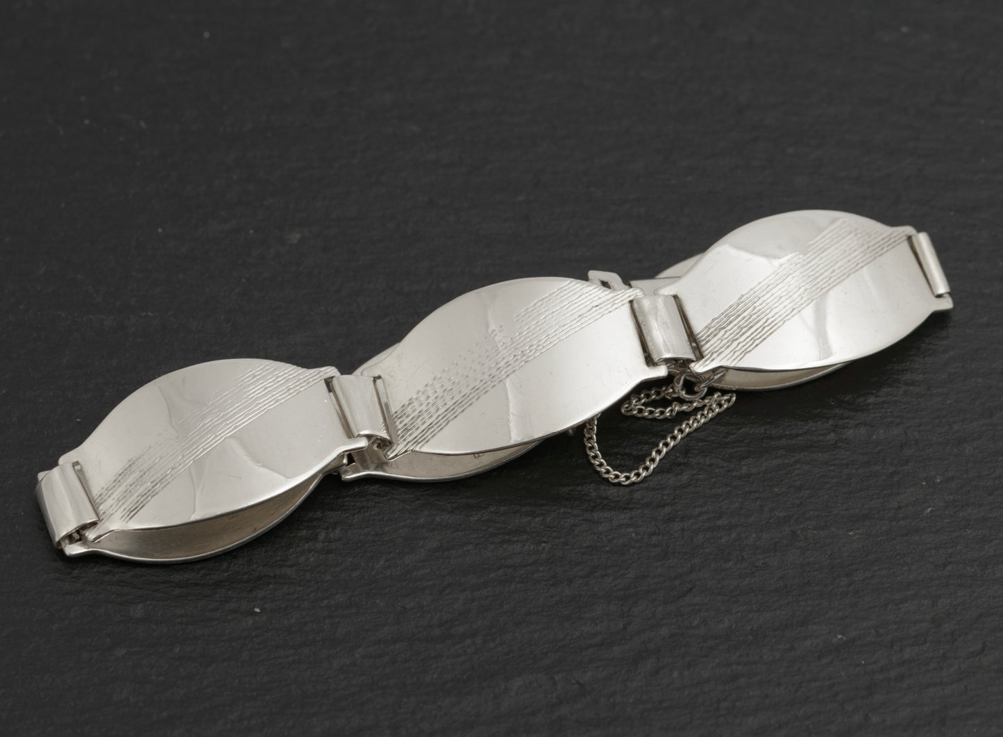 Vintage Art Deco Sterling Silver Panel Bracelet London Hallmark 1945 - 17cm (C2700)