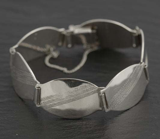 Vintage Art Deco Sterling Silver Panel Bracelet London Hallmark 1945 - 17cm (C2700)