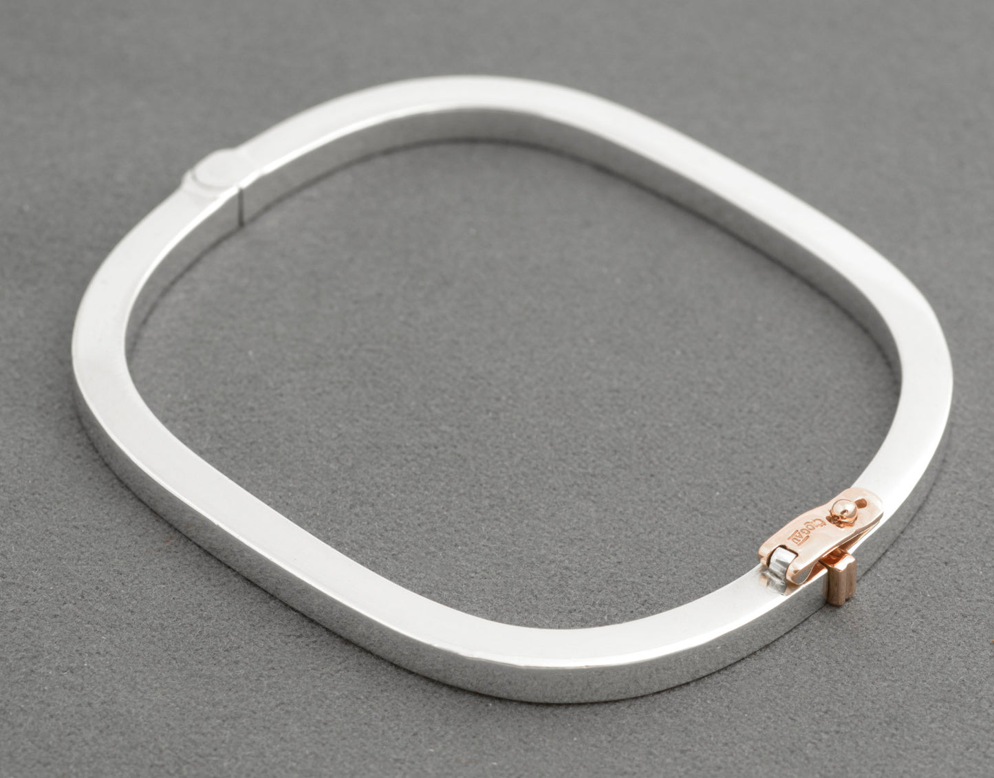 Vintage Clogau Sterling Silver & Welsh Rose Gold Cariad (Love) Bangle Bracelet  (C2705)