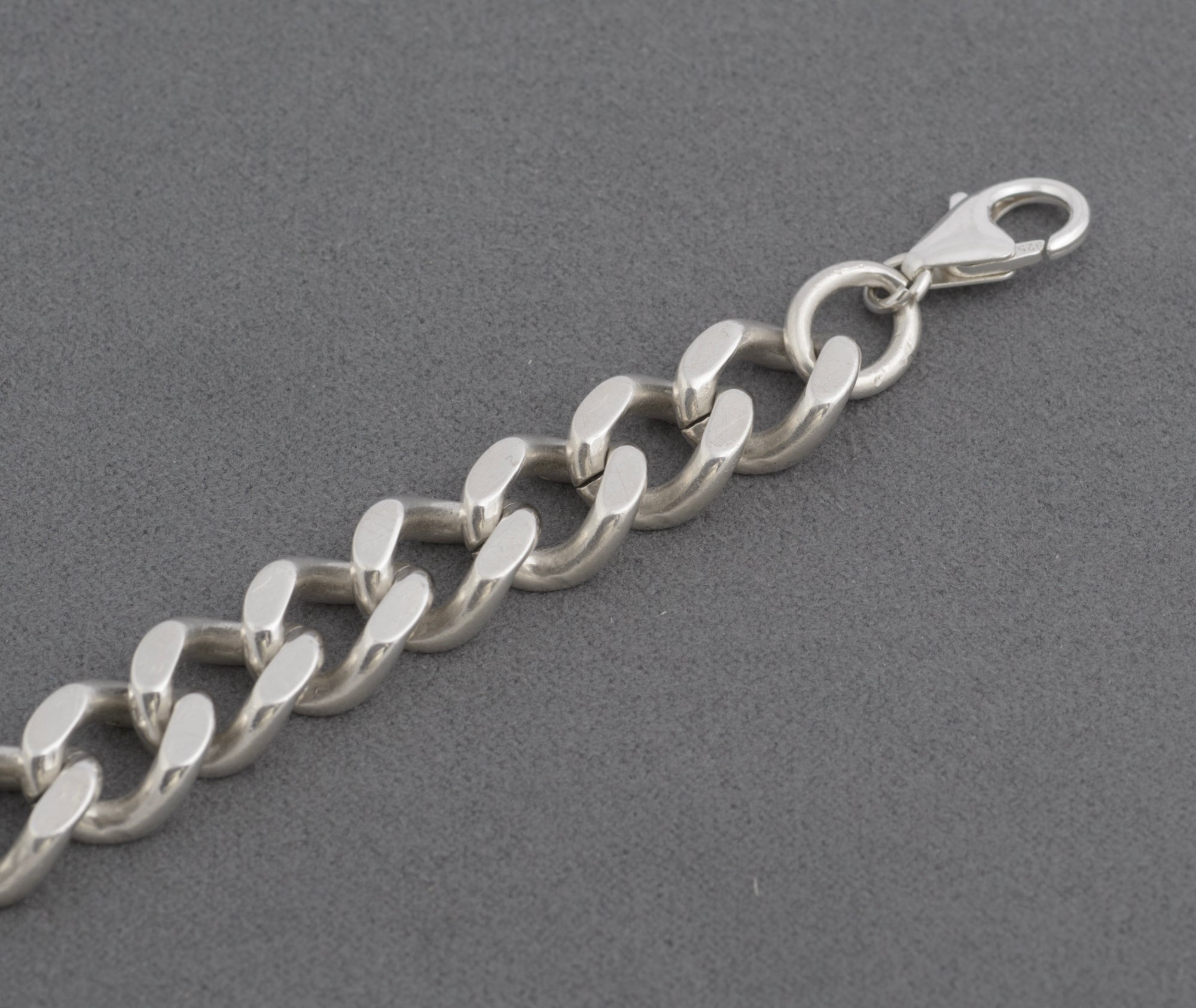 Vintage Chunky Sterling Silver ID Tag Identity Curb Link Bracelet Hallmarked 1970's (C2706)