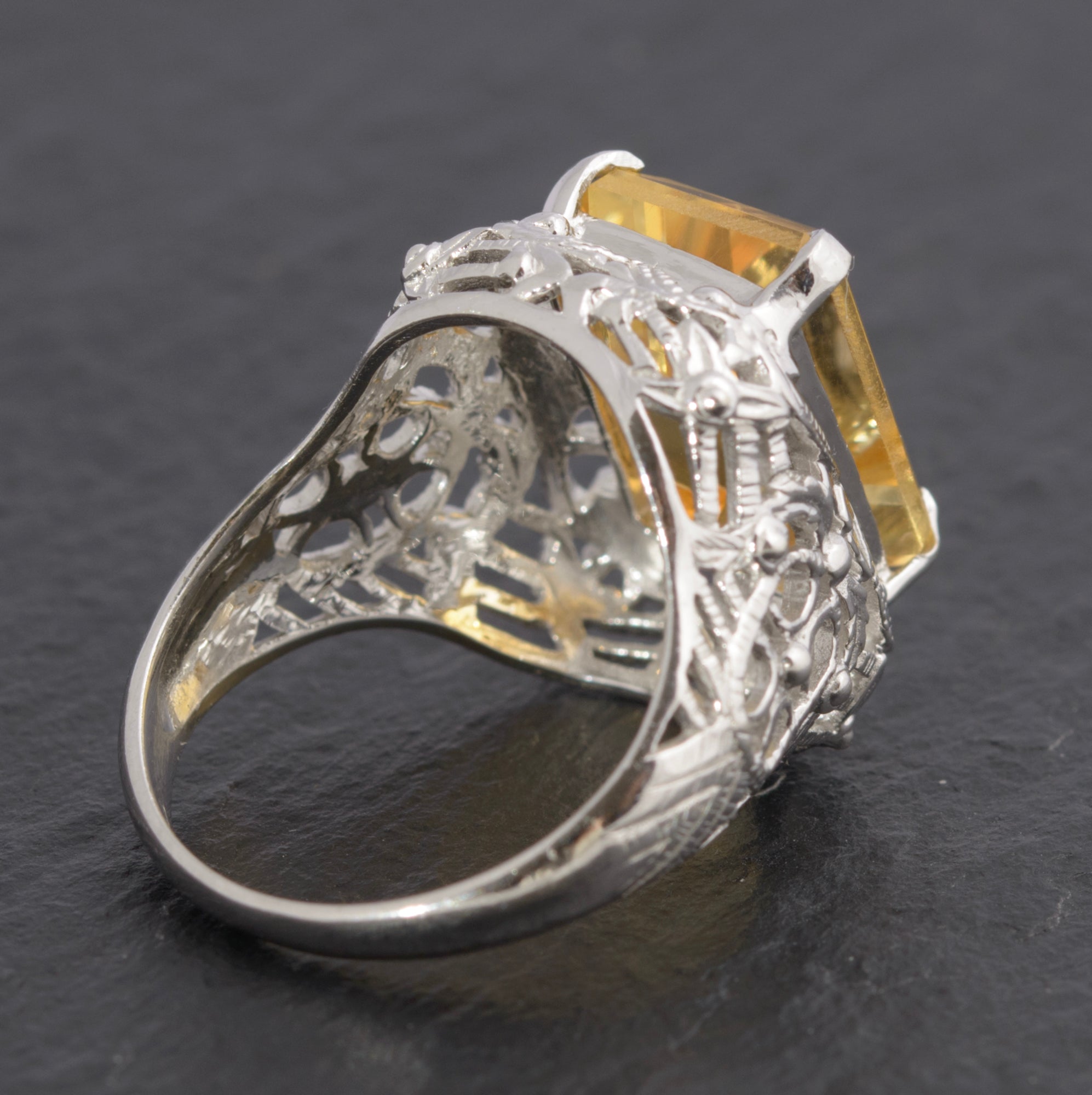9ct White Gold & Emerald Cut Citrine Fancy Ladies Dress Ring UK Size N1/2 (C2711)