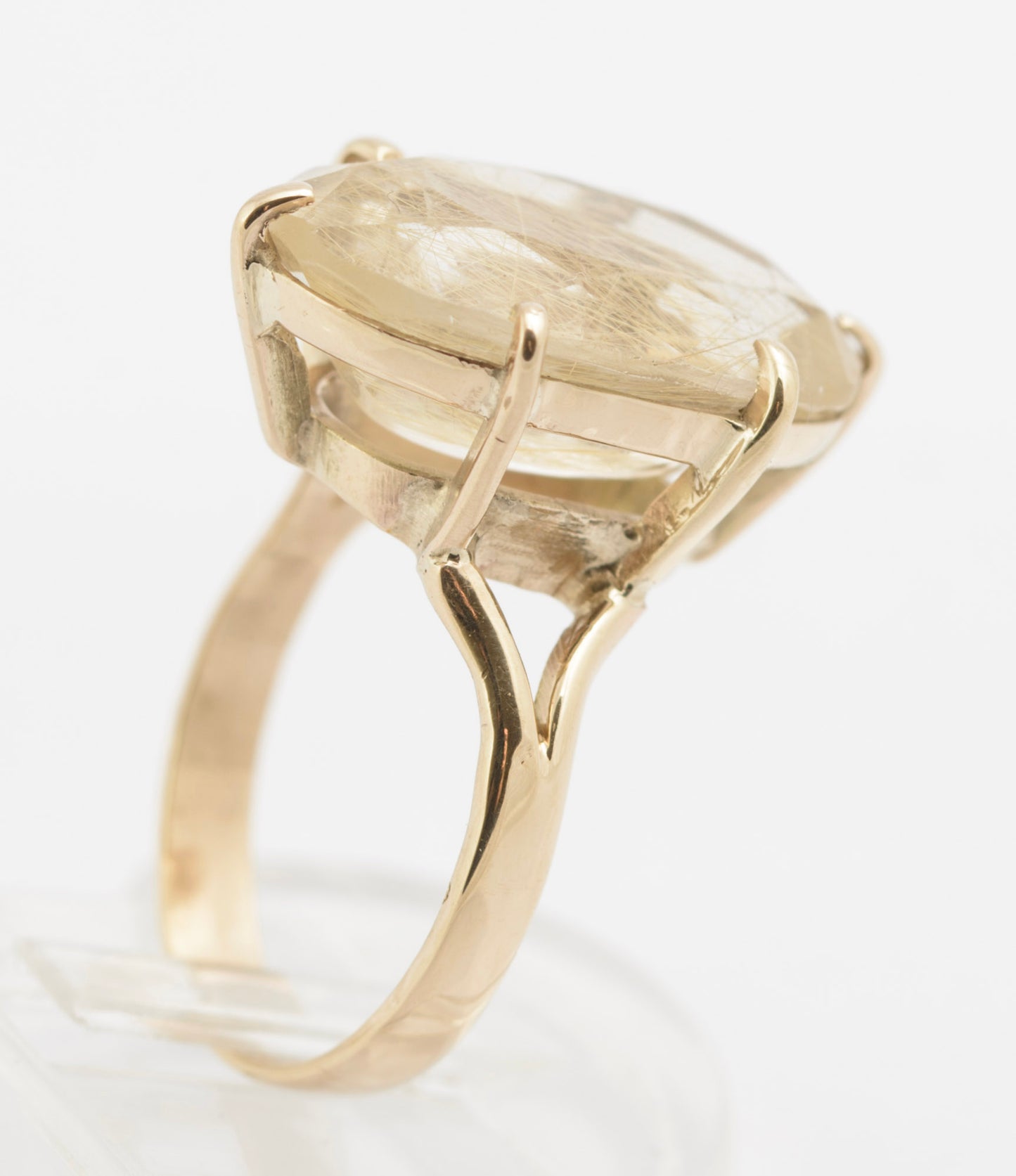 Vintage 9ct Gold Ring With Venus Hair Pale Lemon Citrine Gem Handmade c.1980's (C2723)