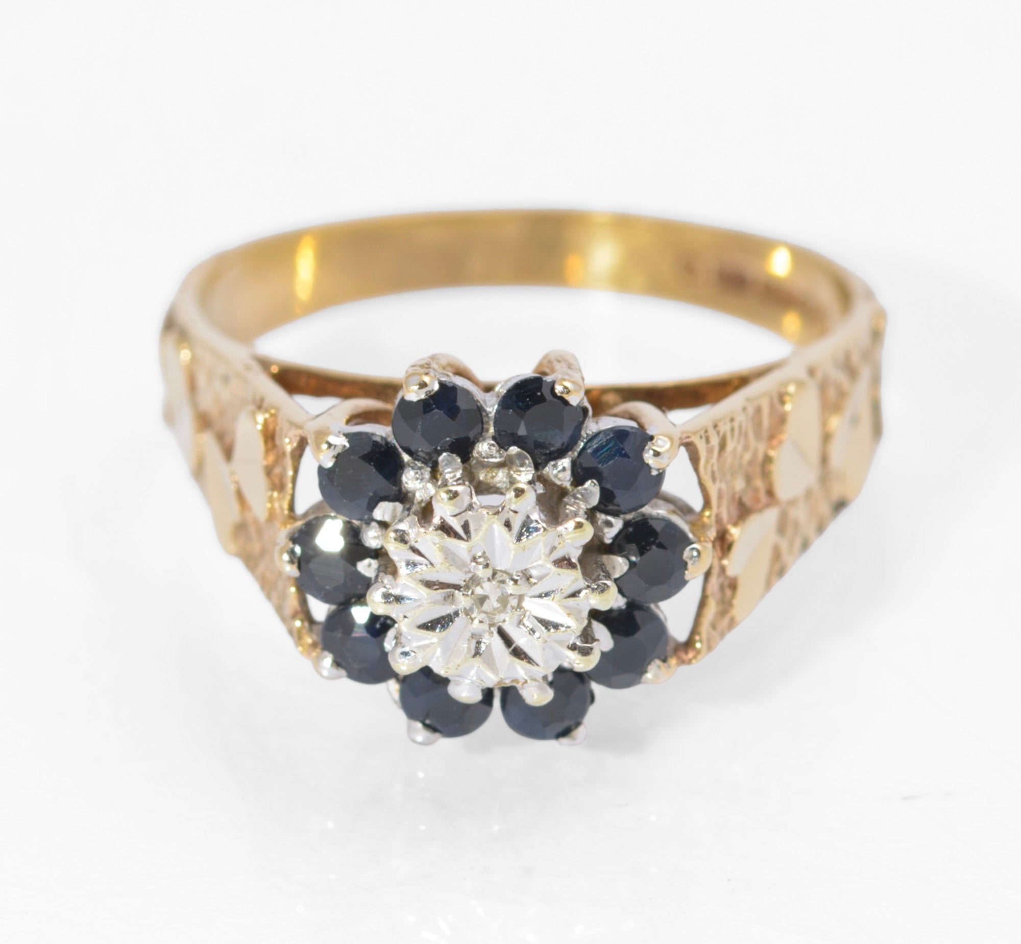 Vintage 9ct Gold Natural Sapphire & Diamond Ring Heart Shaped Shoulders Size P (C2730)