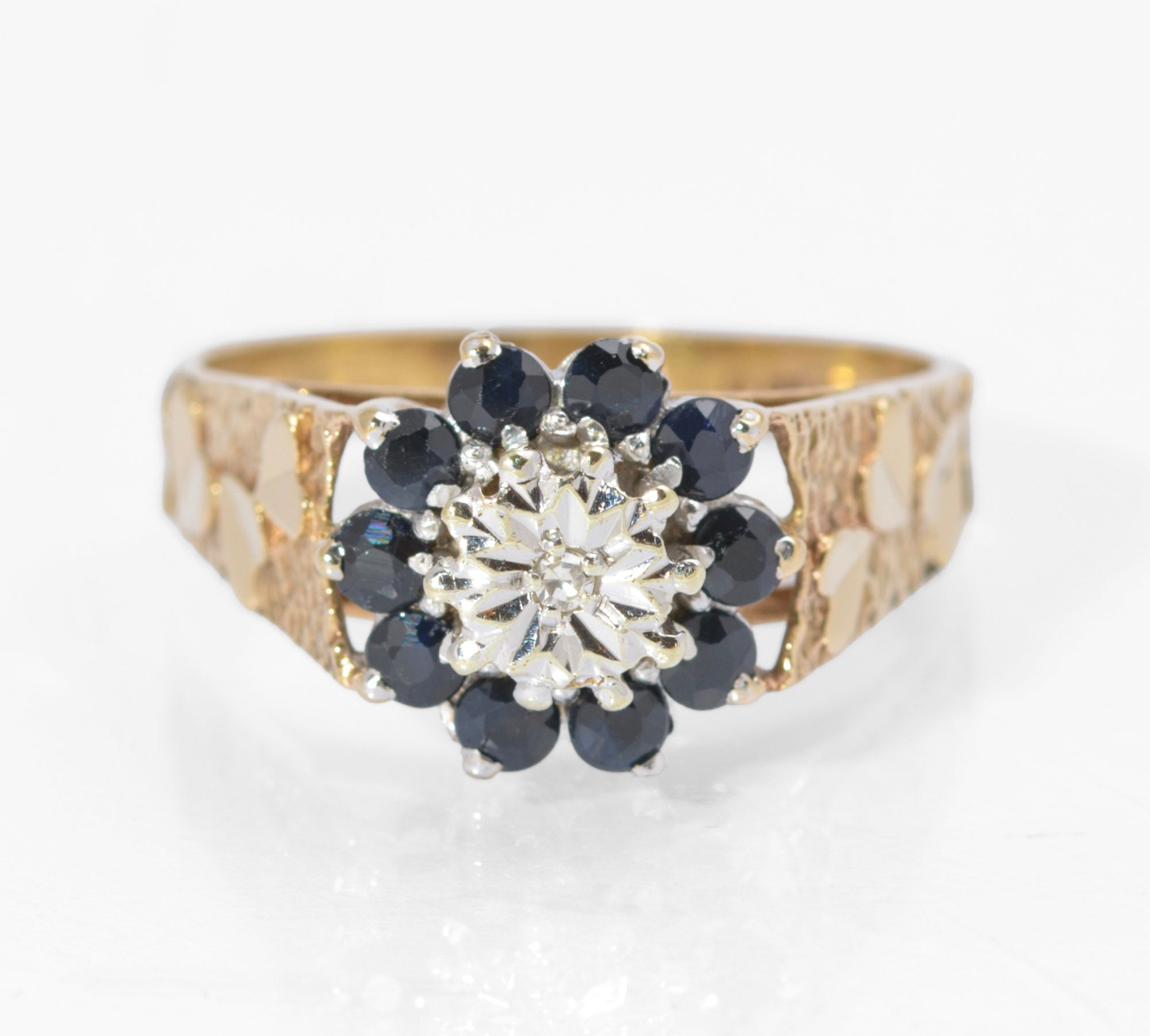 Vintage 9ct Gold Natural Sapphire & Diamond Ring Heart Shaped Shoulders Size P (C2730)
