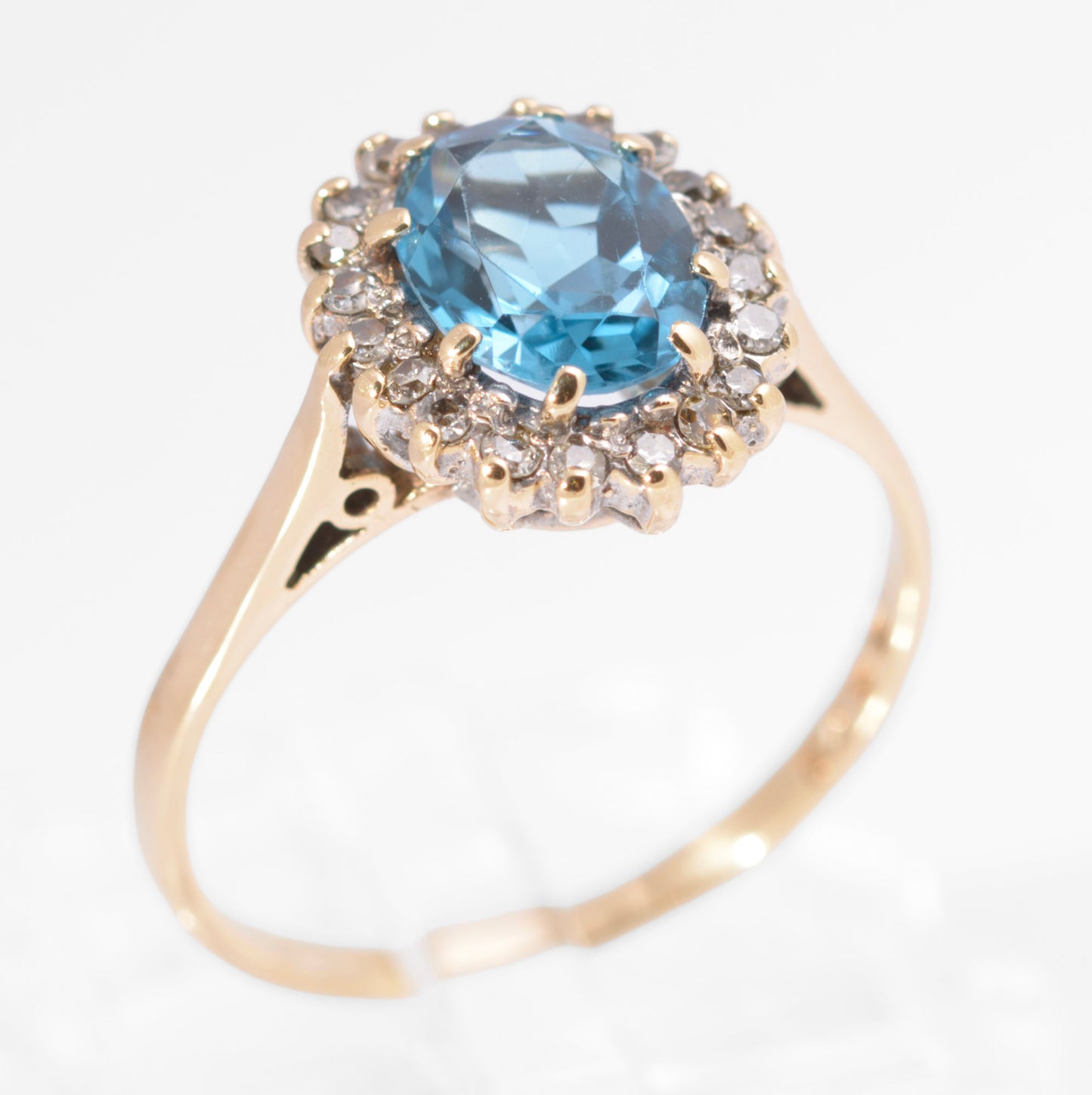 Vintage 9ct Gold Swiss Blue Natural 1.3 Carat Topaz Ring - Diamond Halo Size M (C2733)