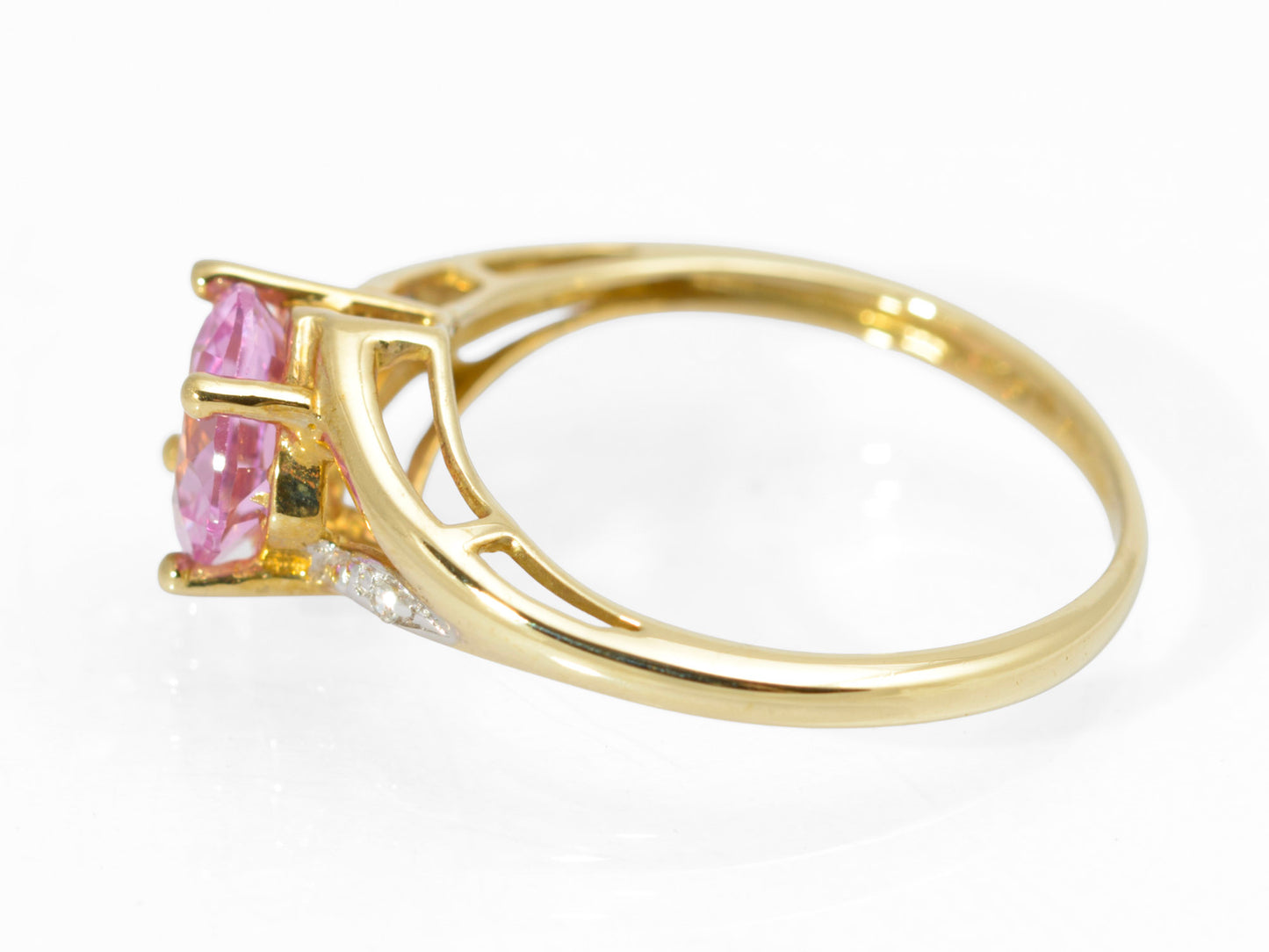 10K Gold Ring With 1.4 Carat Square Cushion Cut Pink Sapphire & Diamond Shoulders (C2734)