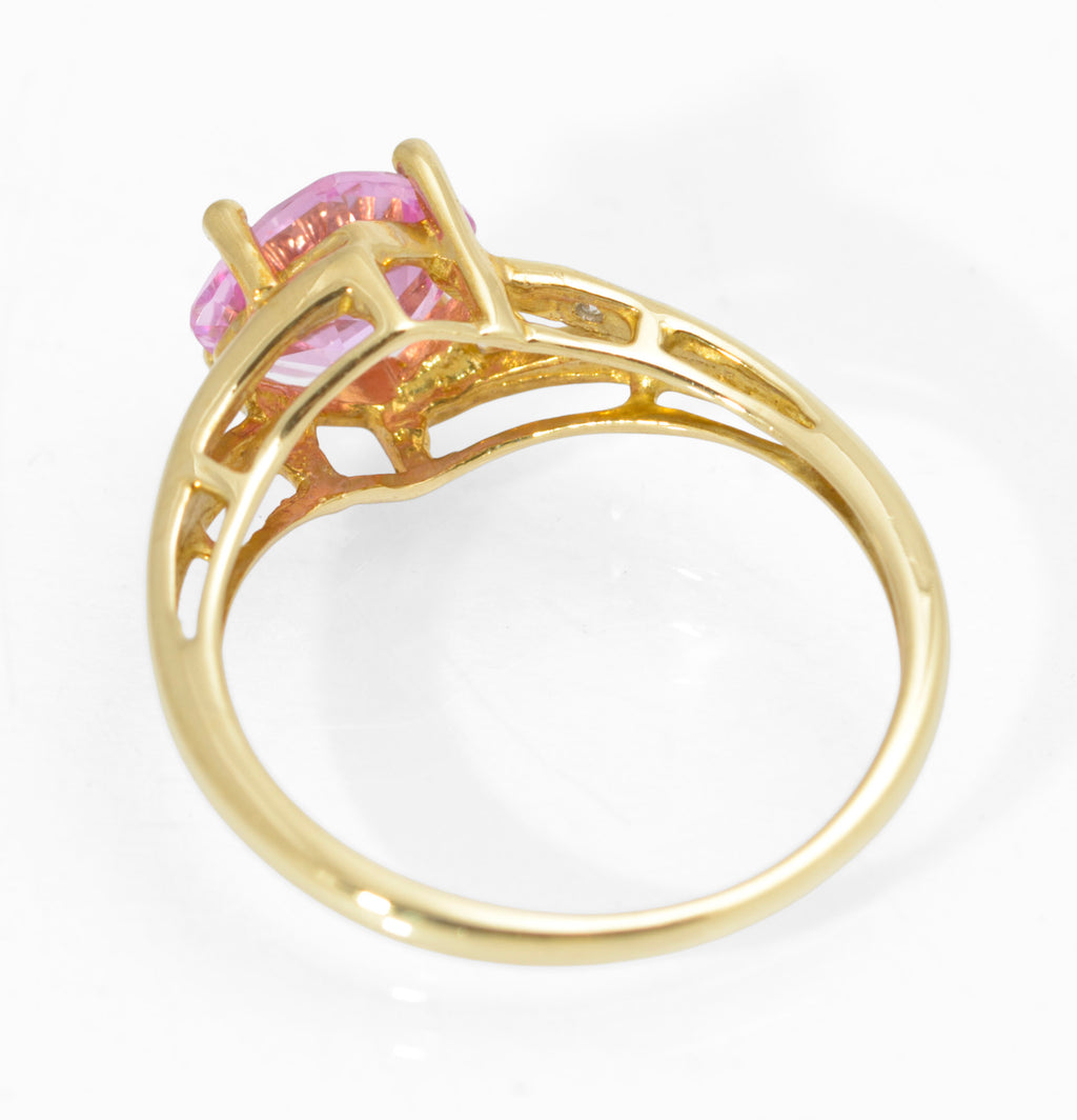 10K Gold Ring With 1.4 Carat Square Cushion Cut Pink Sapphire & Diamond Shoulders (C2734)