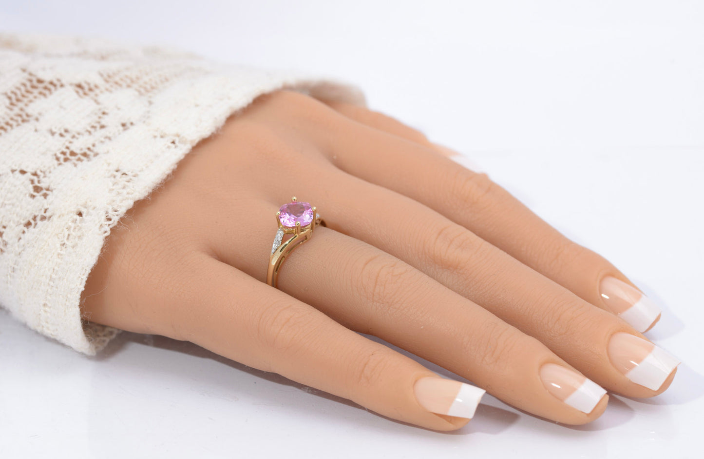 10K Gold Ring With 1.4 Carat Square Cushion Cut Pink Sapphire & Diamond Shoulders (C2734)