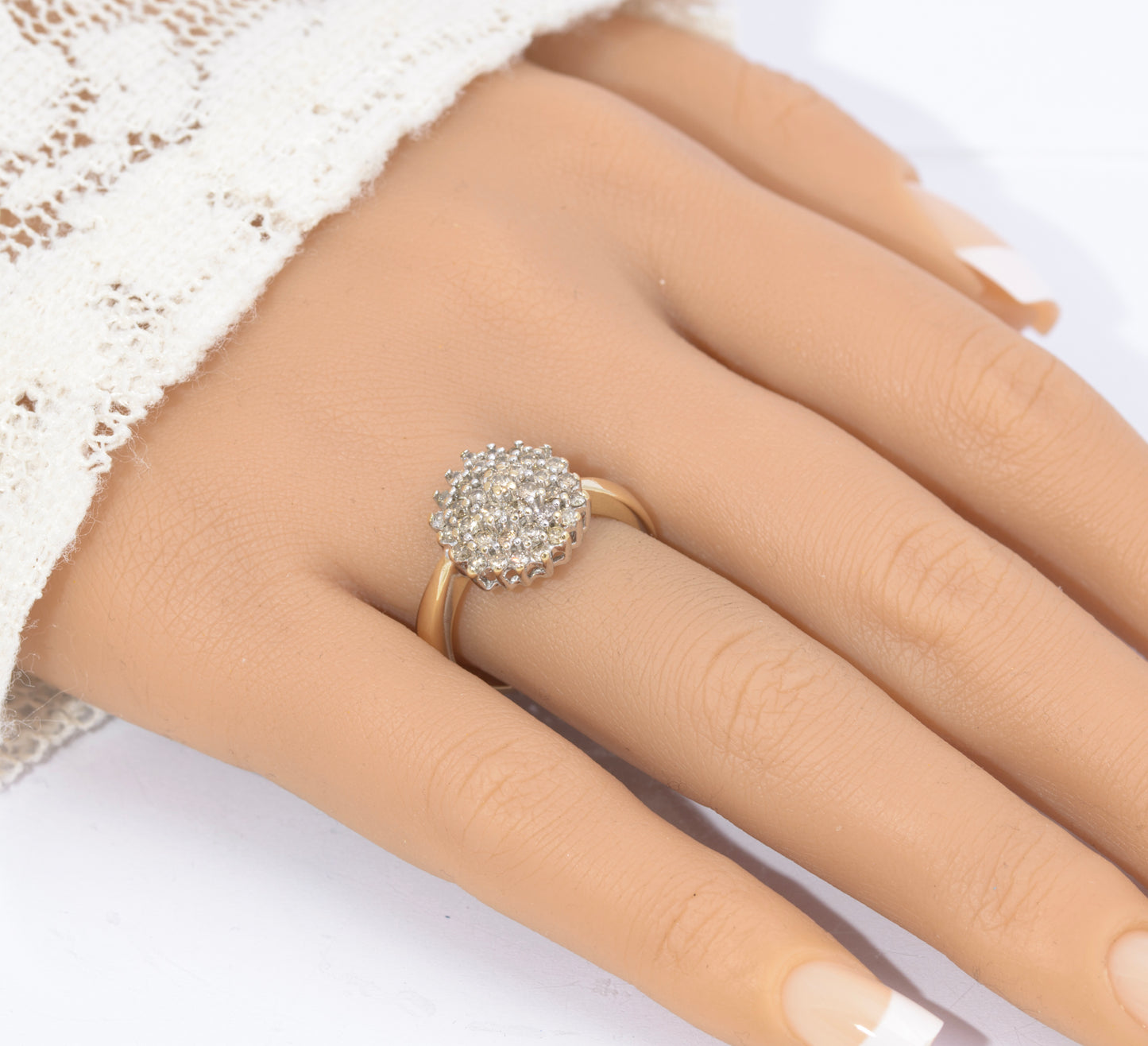 Vintage 9ct Gold & 0.9 TCW Natural Diamond Large Cluster Ring UK Size S (C3736)
