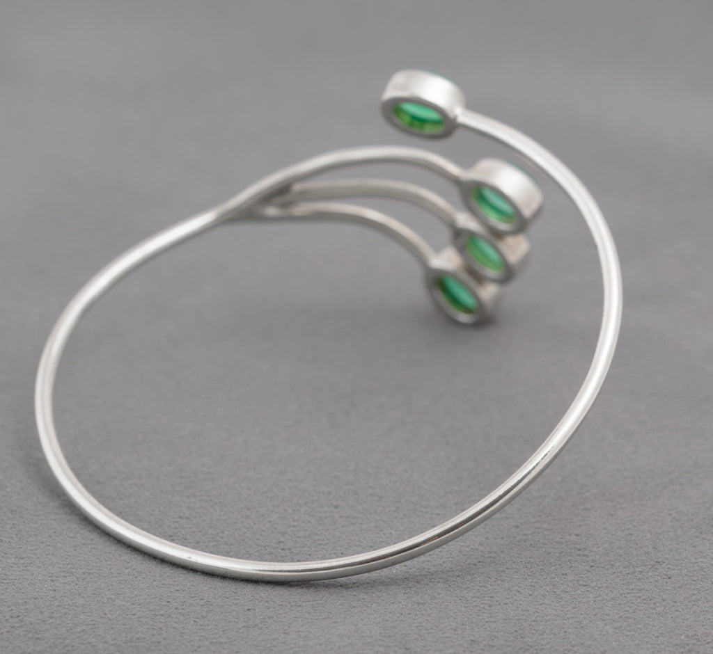 Vintage 925 Sterling Silver & Green Chrysoprase Cabochon Bangle Bracelet (C2739)
