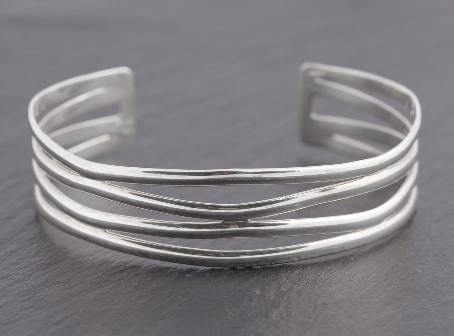 Vintage Sterling Silver Handmade Mexican Wave Form Bangle Bracelet (C2746)