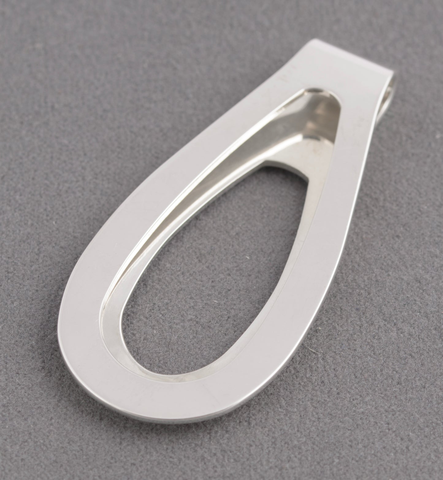 Sterling Silver Open Loop Money Clip by W I Broadway Hallmarked 2005 (C2754)