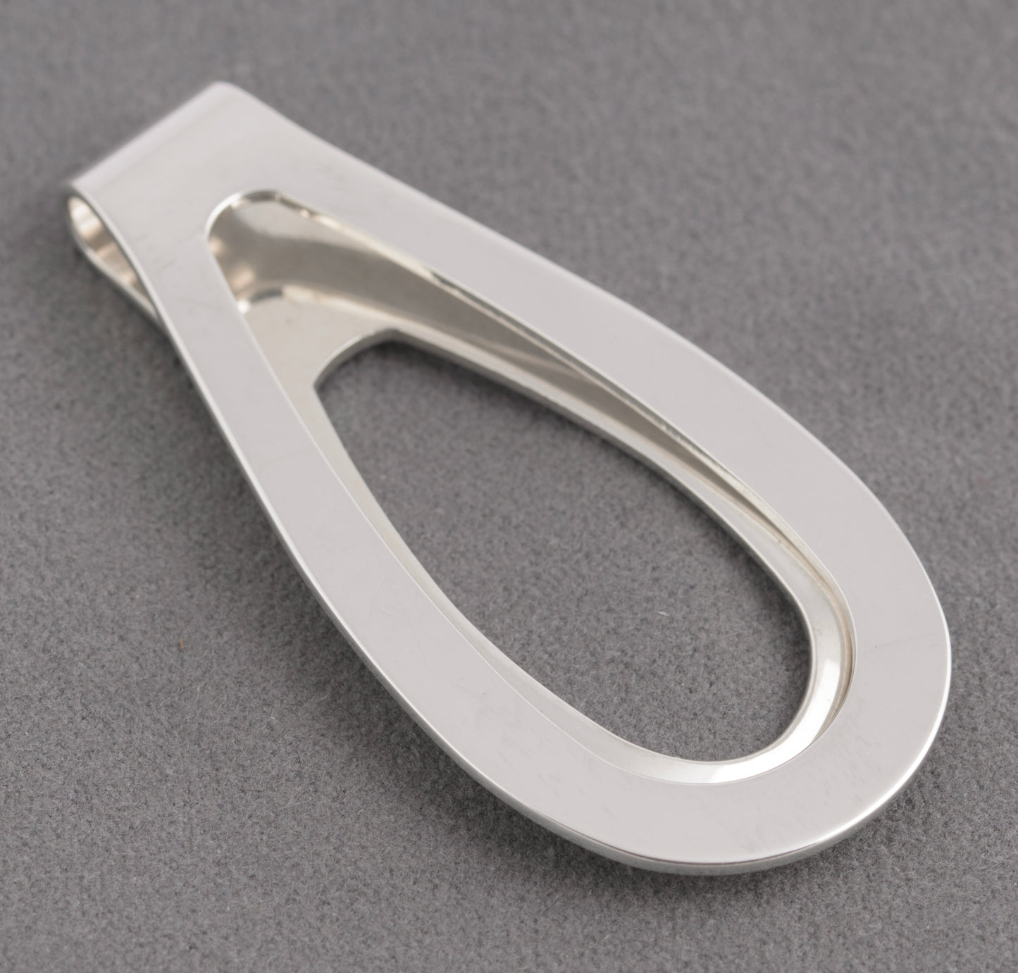 Sterling Silver Open Loop Money Clip by W I Broadway Hallmarked 2005 (C2754)