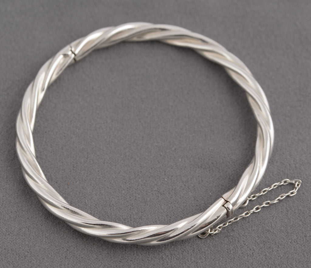 Vintage Sterling Silver Hinged Bangle Barley Sugar Twist Design c.1980's (C2756)