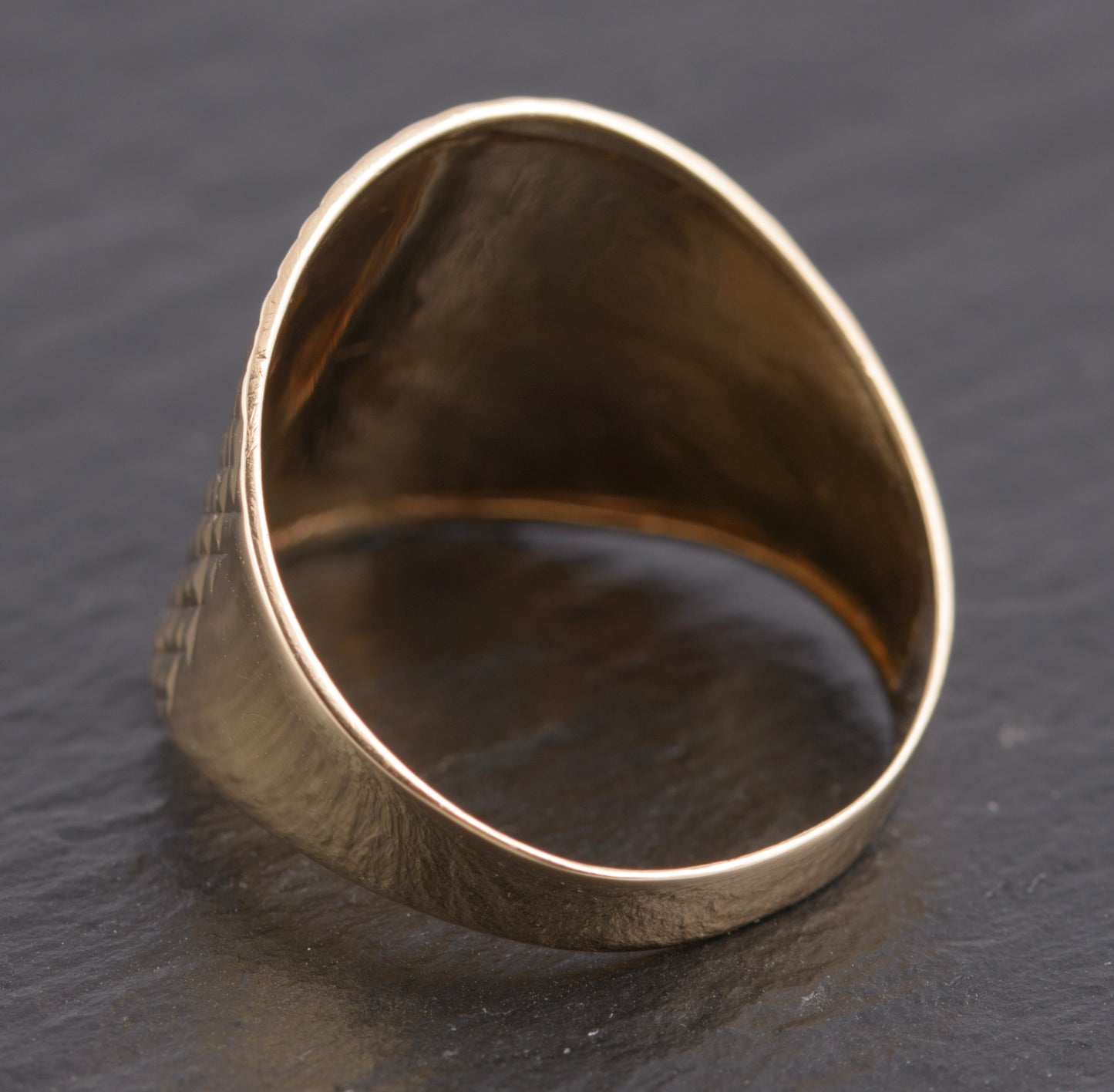 Vintage 9ct 375 Yellow Gold Wide Top Ring Diamond Cut Size T1/2 Unisex (C2769)