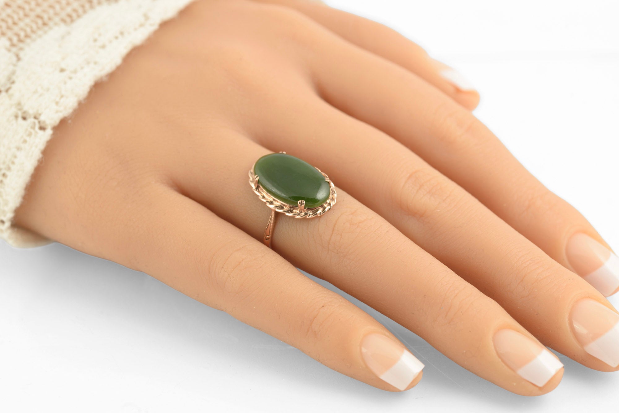 Vintage 9ct Rose Gold & Large 4 Carat Jade Cabochon Dress Ring UK Size L (C2771)
