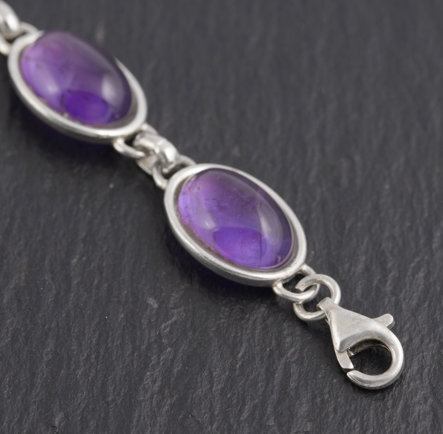 Vintage Sterling Silver & Natural Amethyst Cabochon Bracelet c.1970's (C2778)
