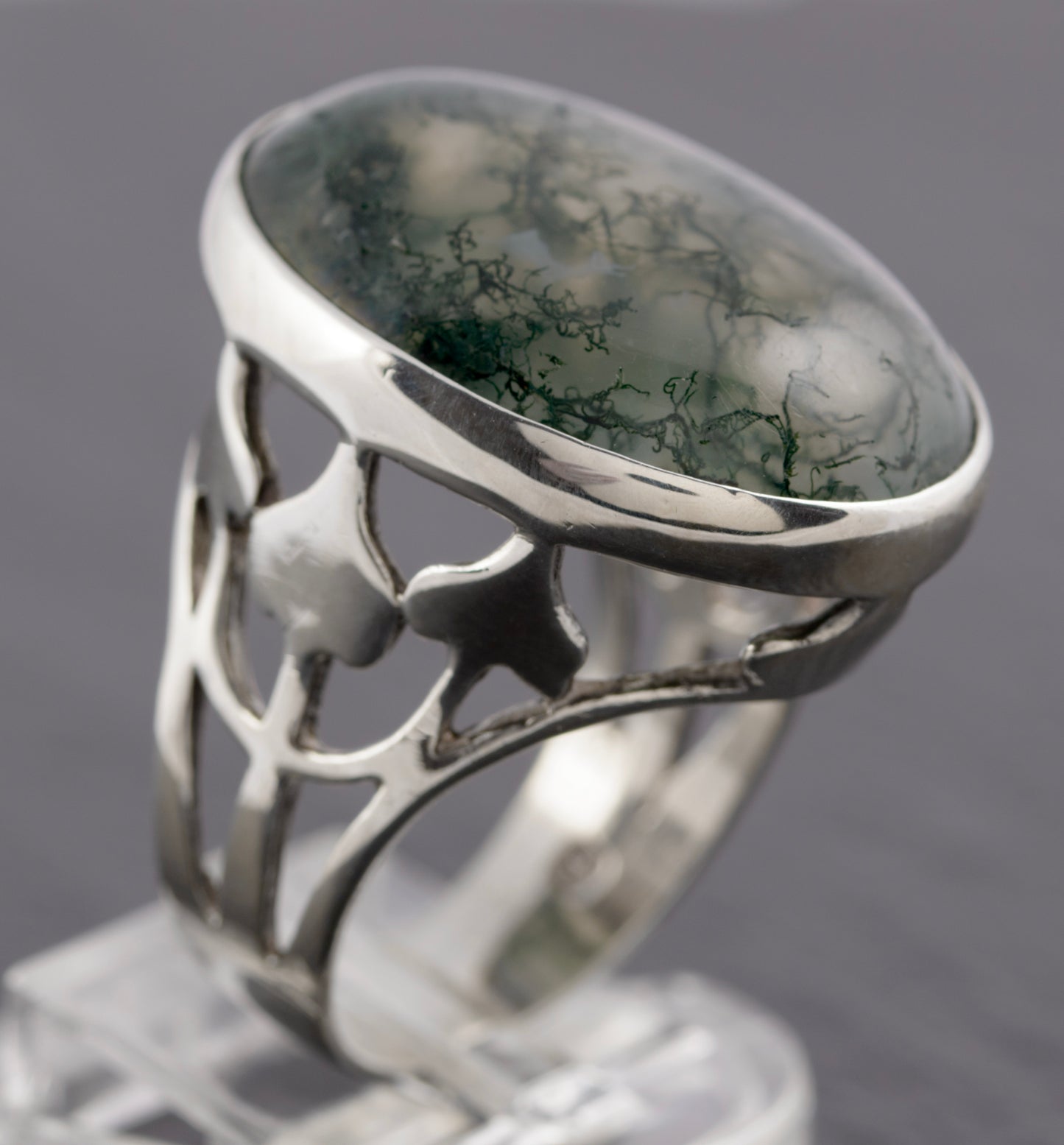 Vintage Sterling Silver & 16 Carat Huge Moss Agate Cabochon Statement Ring(C2779)