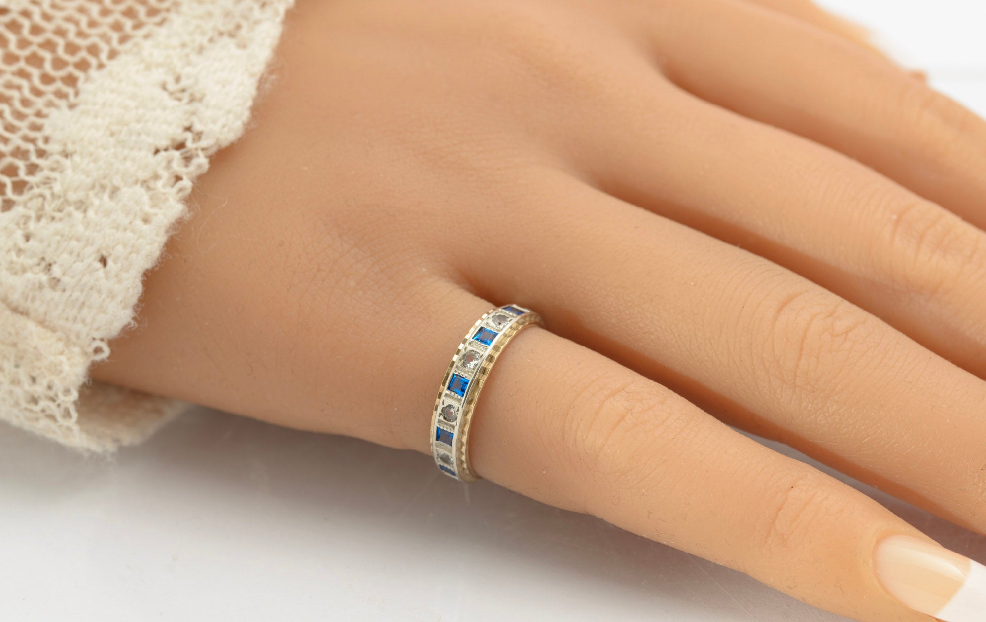 Vintage 9ct Gold & Sterling Silver Blue Spinel Full Eternity Ring UK Size L (C2783)
