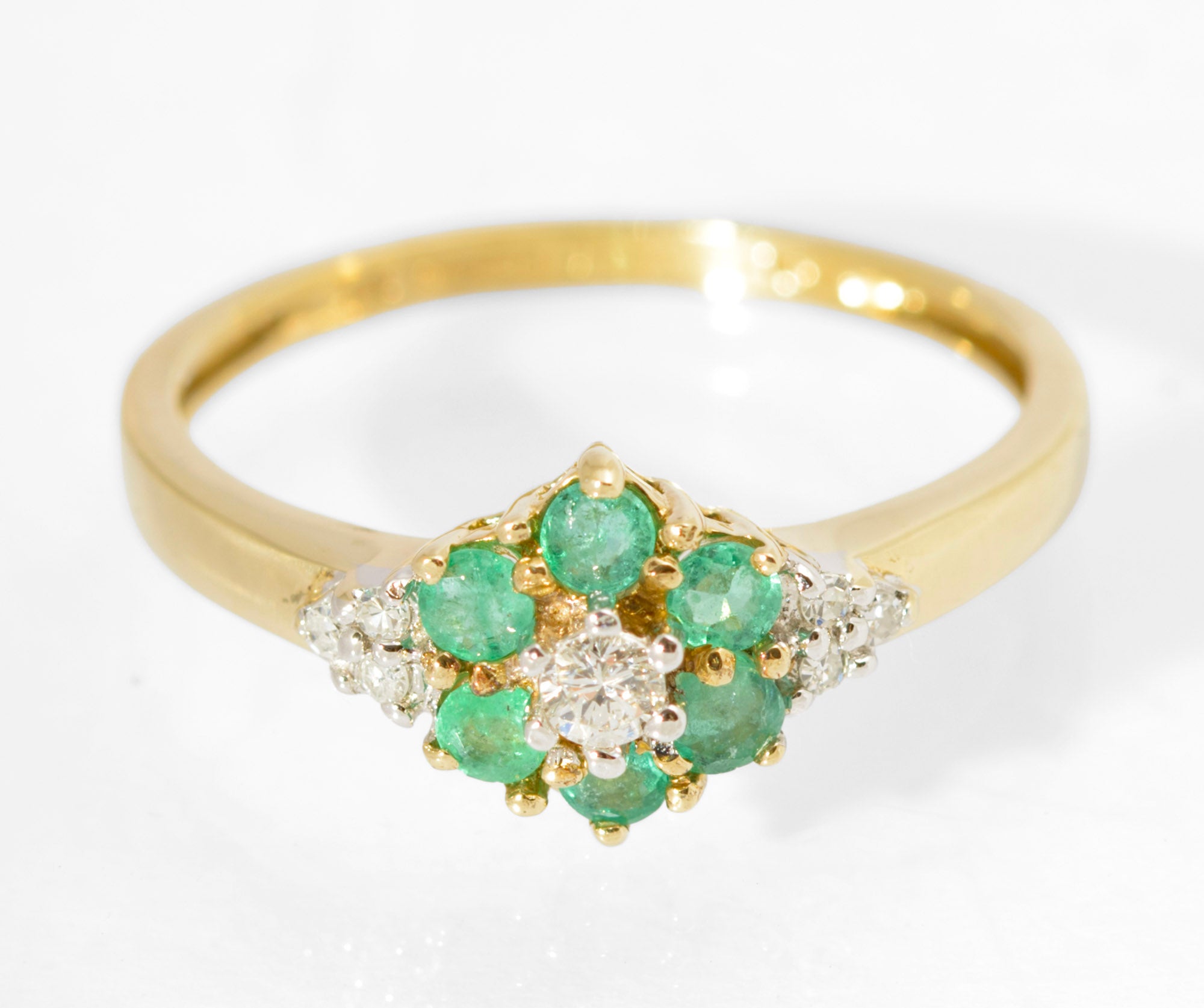 Vintage 9ct Gold Ring With Natural Diamonds & Emerald Halo Size Q1/2 Hallmarked (C2784)