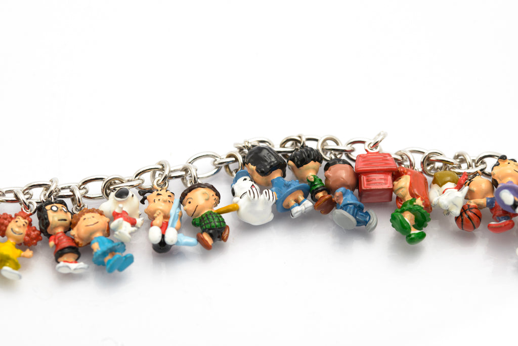 The Ultimate Peanuts Charm Bracelet Bradford Exchange Exclusive 30 Charms With Original Pouch & Box  (C2795)